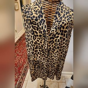 Ladies leopard print top